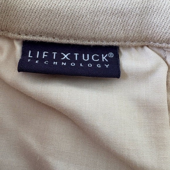 NYDJ Relaxed Trouser Fray Hem Size 18 Tan Lift Tuck Technology NWT Nautical - Picture 9 of 16